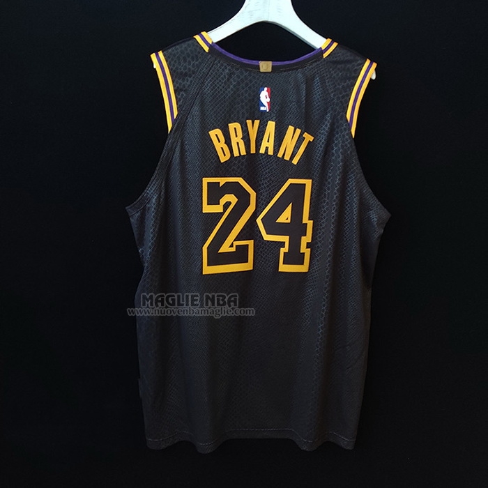 Maglia
 Kobe Bryant NO 24 Los Angeles Lakers Black Mamba Autentico
 Nero
